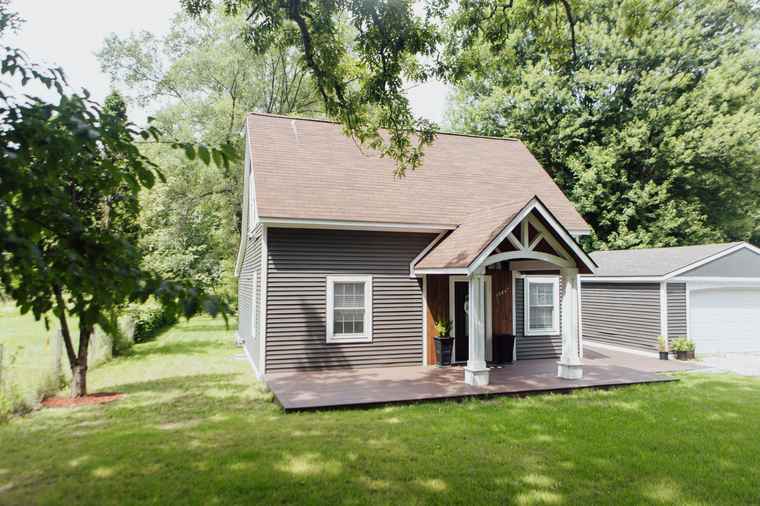 Photo of 48447 9 Mile Rd Northville, MI 48167