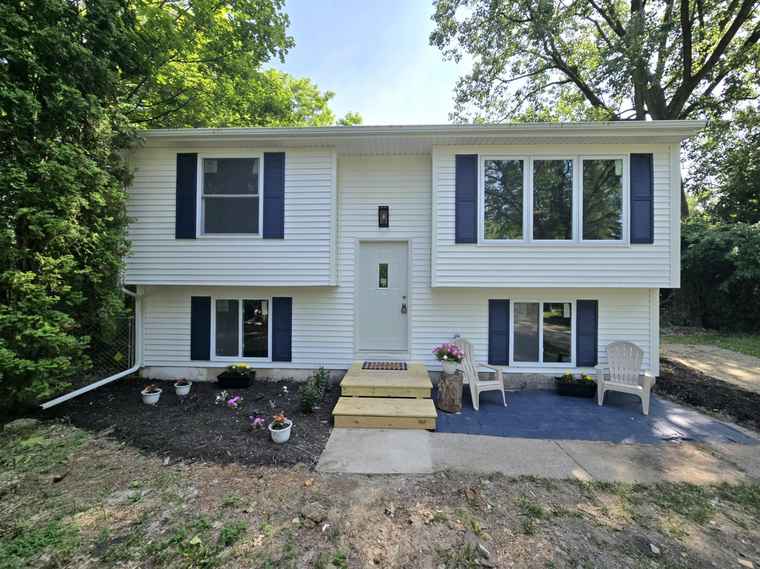 Photo of 2159 E Eden Ct Ann Arbor, MI 48108