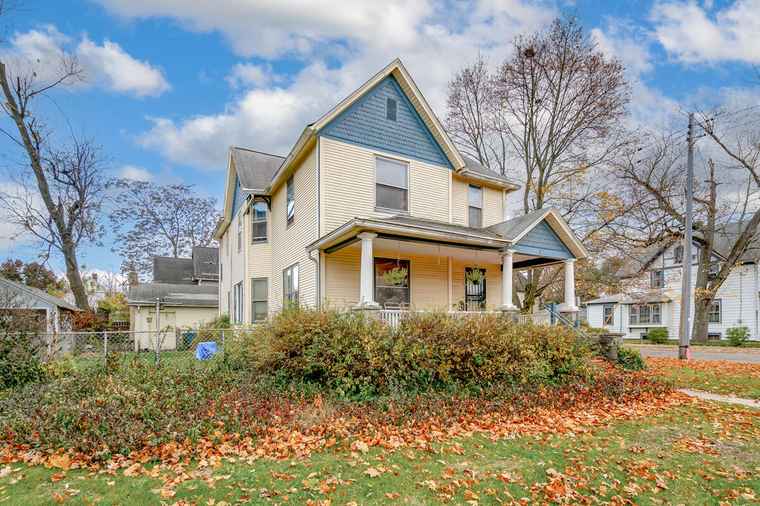 Photo of 1002 Egleston Ave Kalamazoo, MI 49001