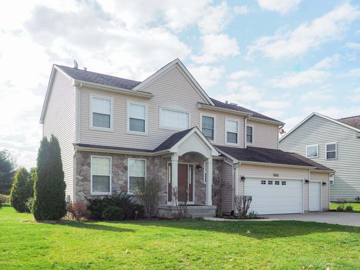 7579 Haflinger Cir Kalamazoo Mi 49009 4 Beds 3 5 Baths