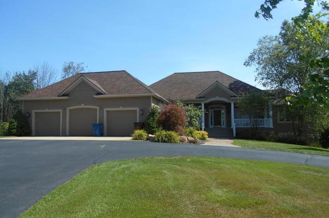 1680 Flowers Mill Dr NE, Grand Rapids, MI 49525 | MLS ...