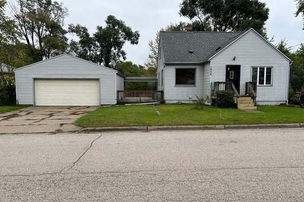 Campbell Field, Muskegon, MI Homes for Sale & Real Estate | Redfin
