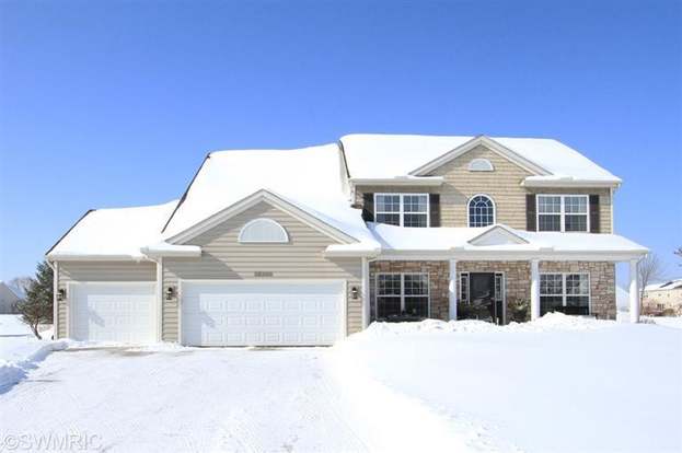 6215 Saddle Ridge Ct Kalamazoo Mi 49009 4 Beds 3 5 Baths