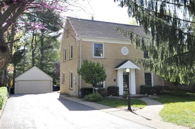 3417 Bronson Blvd Kalamazoo Mi 49008 3 Beds 2 5 Baths