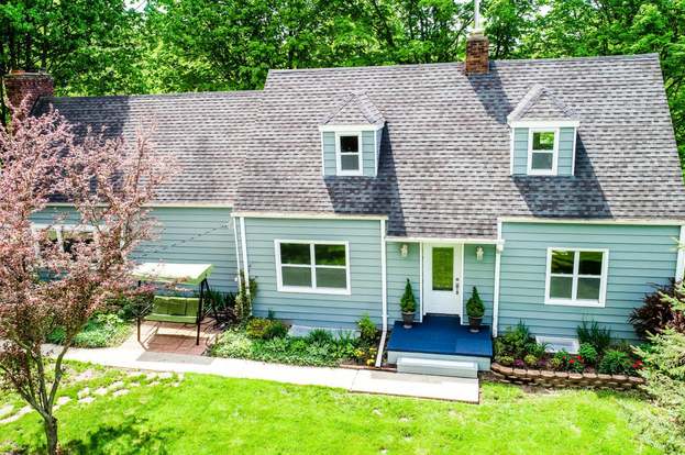 4091 Schmuhl Rd Benton Harbor Mi 49022 Mls 18009391 Redfin 4091 Schmuhl Rd Benton Harbor Mi 49022
