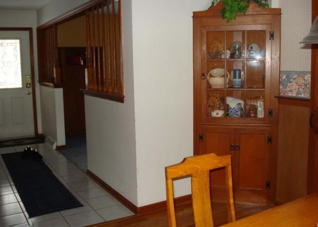 1541 N Bonny Bruce Dr, Stevensville, MI 49127