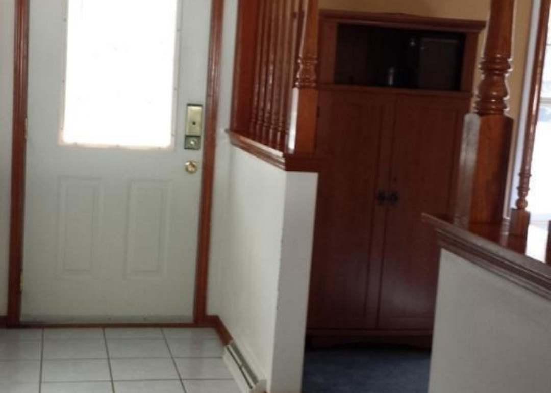 1541 N Bonny Bruce Dr, Stevensville, MI 49127