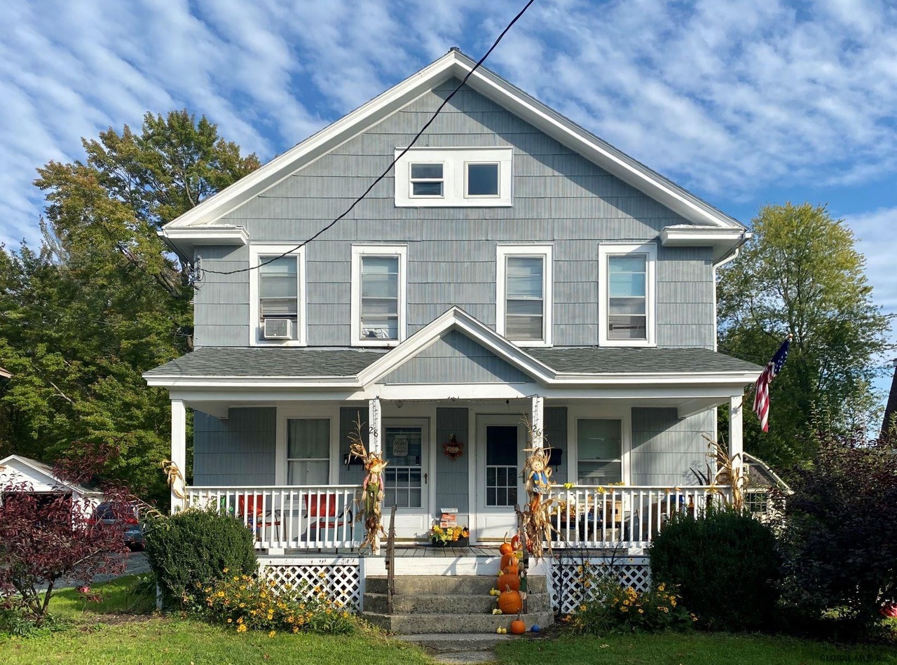 26-28 Campbell Ave, Castleton, NY 12033