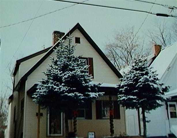 203 Catherine St