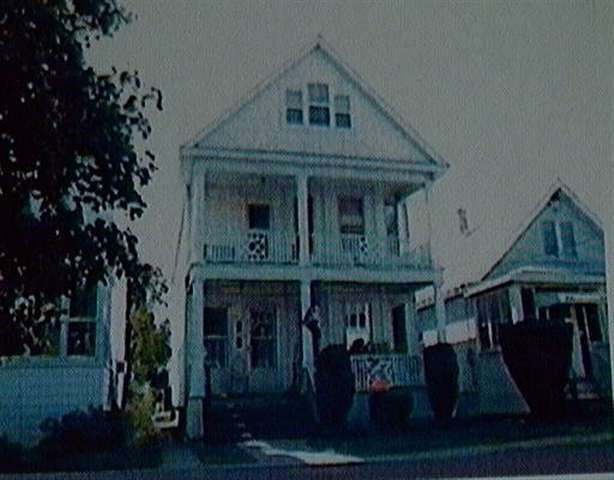 392 Mountain St
