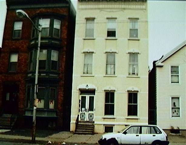 405 3rd St