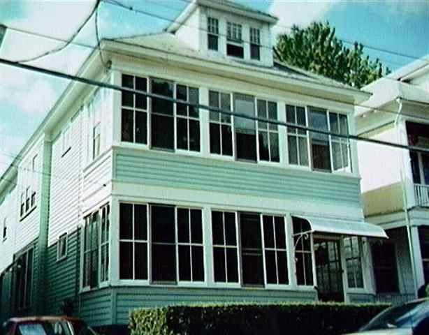 248 Morris St