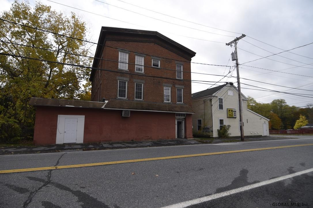 50 Gates Ave, Victory Mills, NY 12884