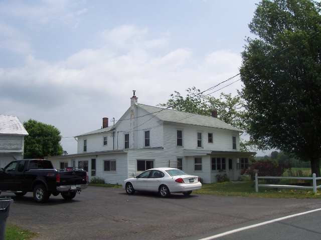 982 S Schodack Rd