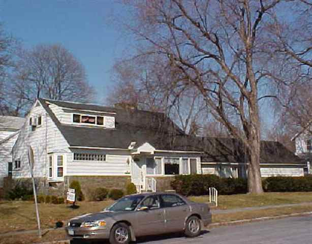1207 Keyes Ave
