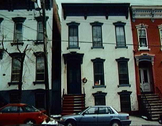 136 Grand St