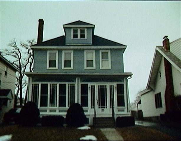 107 Hollywood Ave