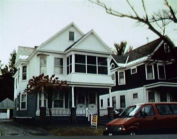 826 Hampton Ave