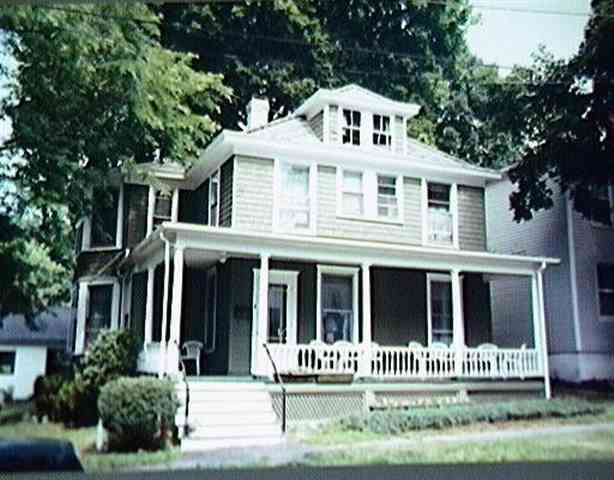 6 N Church St
