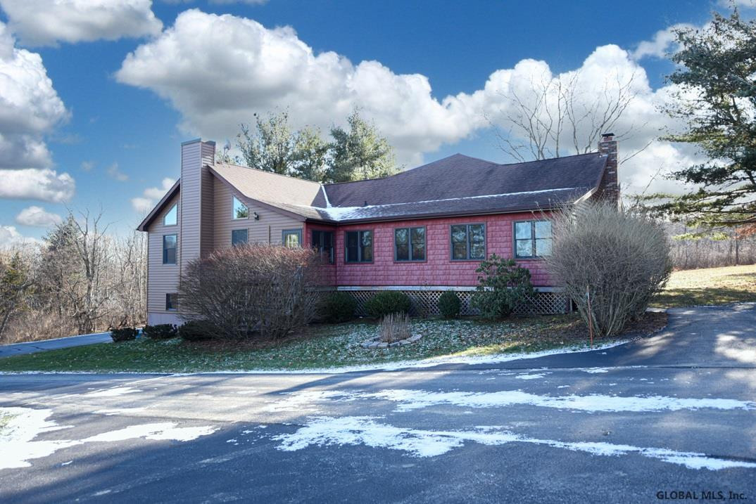890 Clarksville South Rd, Feura Bush, NY 12067