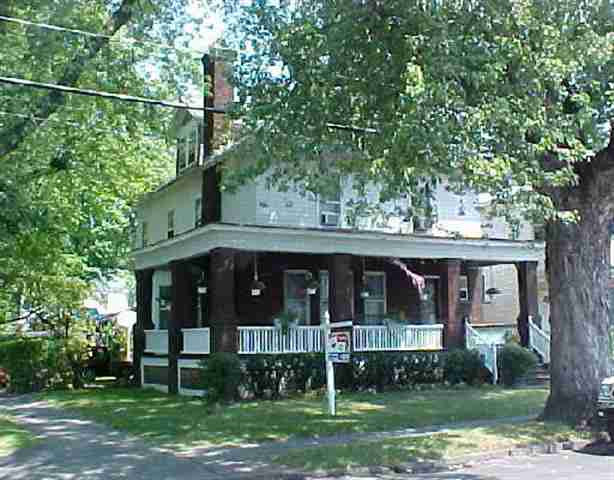 43 Ten Eyck Ave