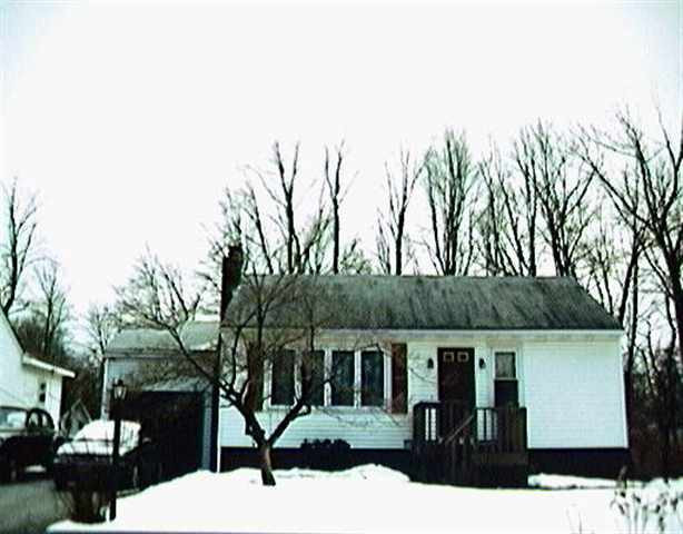 45 Bayberry Rd