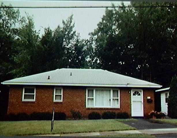 310 Hendrick Ave