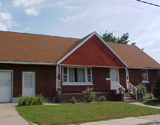 1461 Santa FE St