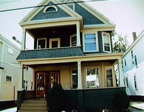 9 Hawk St