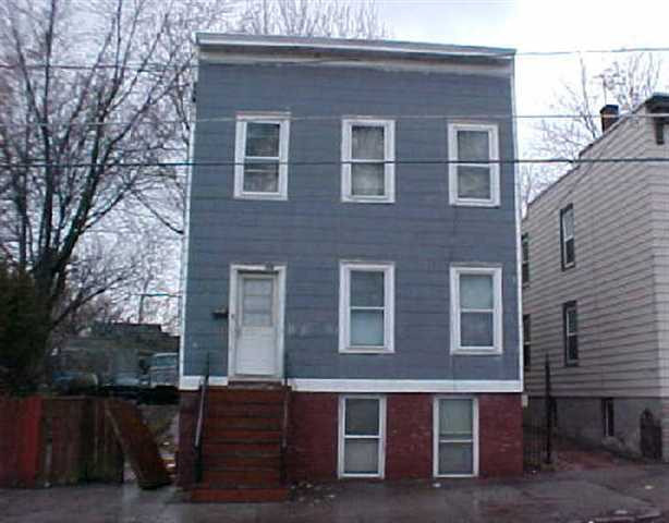 254 3rd St