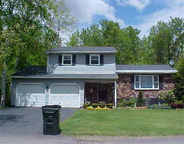 1028 Gates Dr