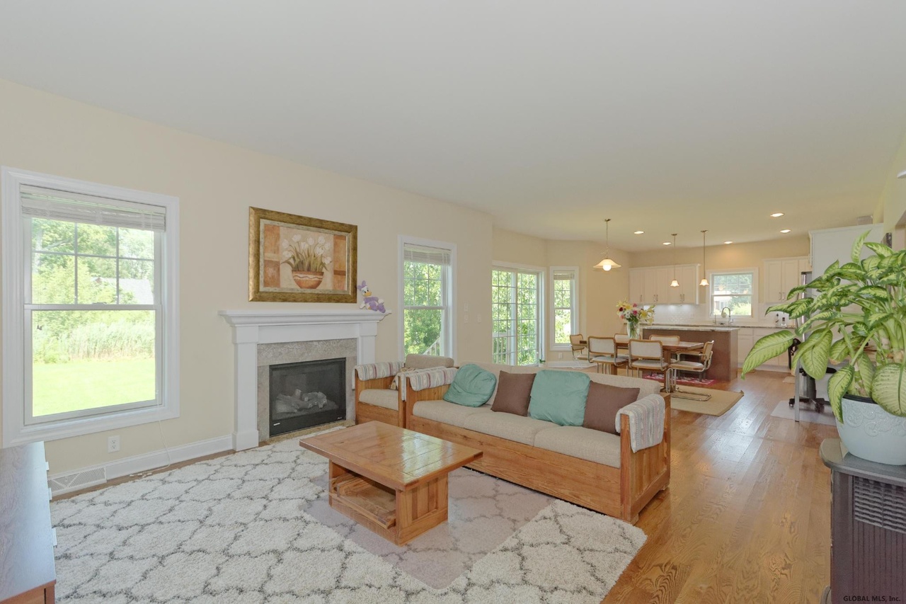 147 Maxwell Rd, Latham, NY 12110 MLS 201926525 Redfin