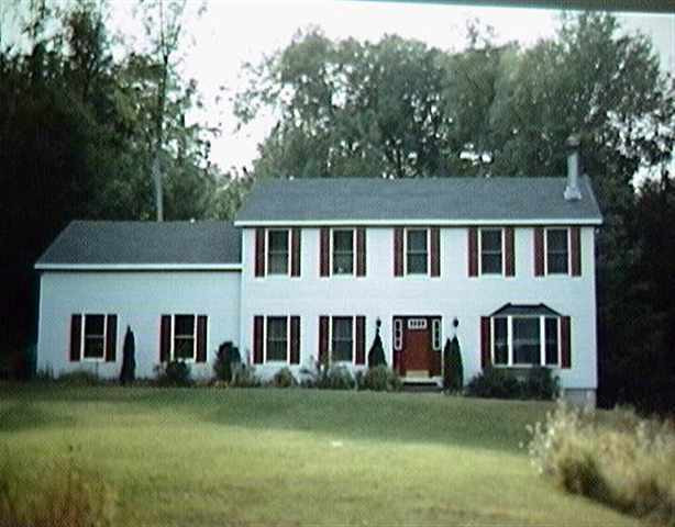 85 Kelyer Ave