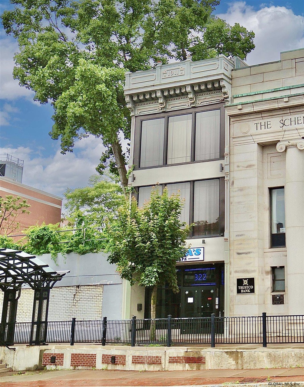 322 State St, Schenectady, NY 12305