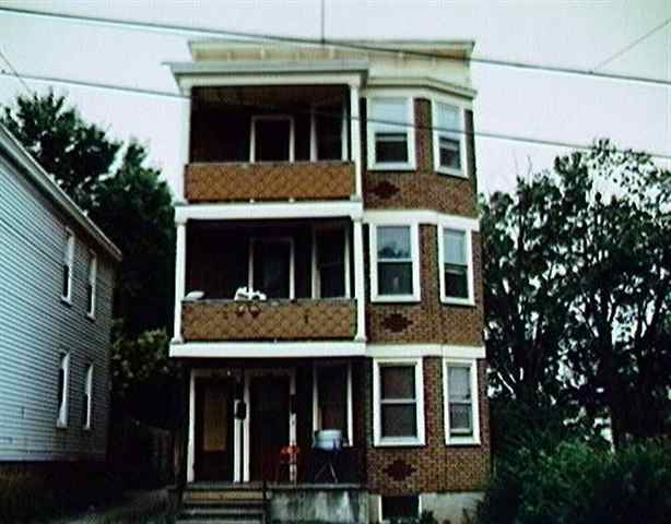 528 Lang St