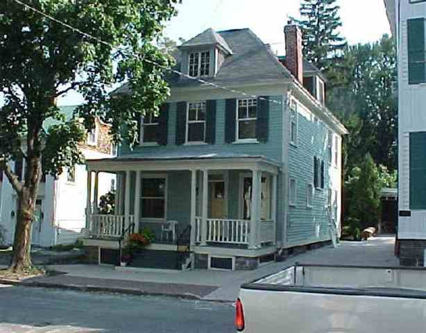 7 Washington Ave
