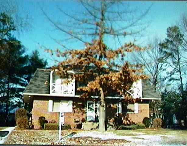110 Southwoods Ct