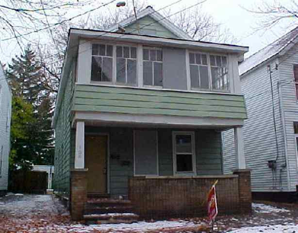 106 Degraff St