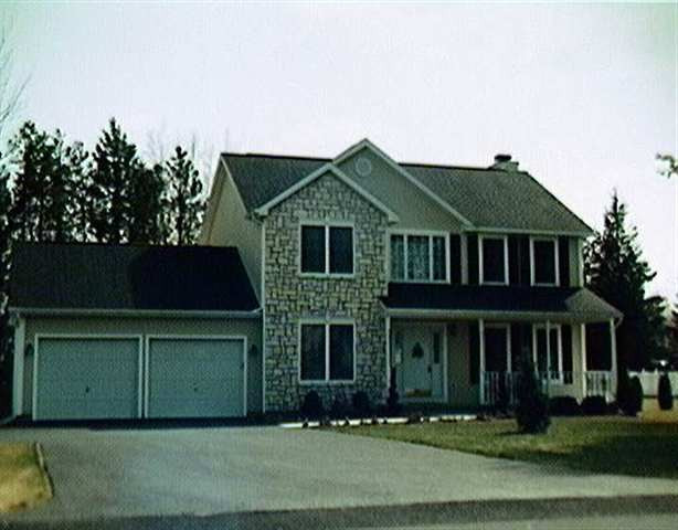 64 Spruce St