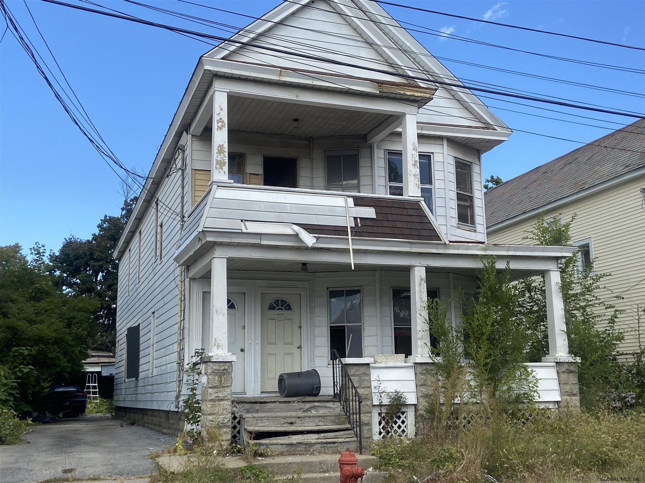 829 Oakwood Ave, Schenectady, NY 12306