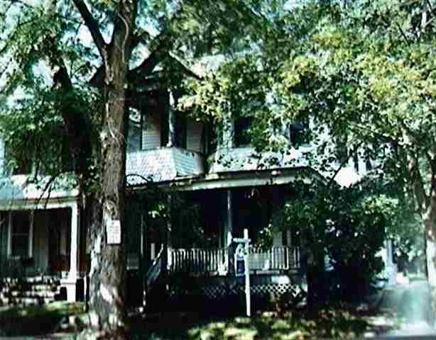 1063 University Pl