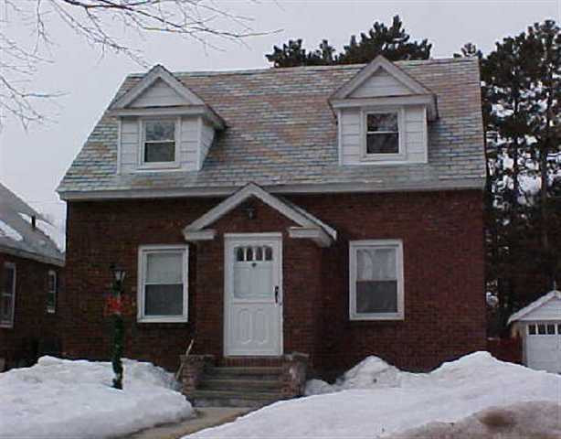 28 Betwood St