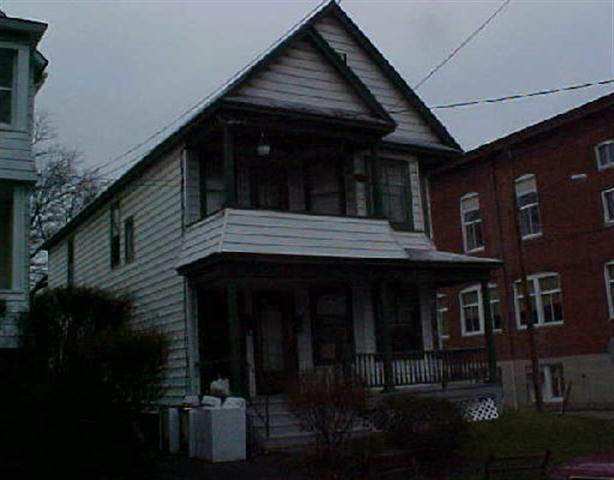 602 Lansing St