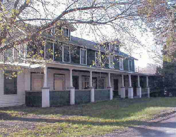 1320 Schoharie Tpke