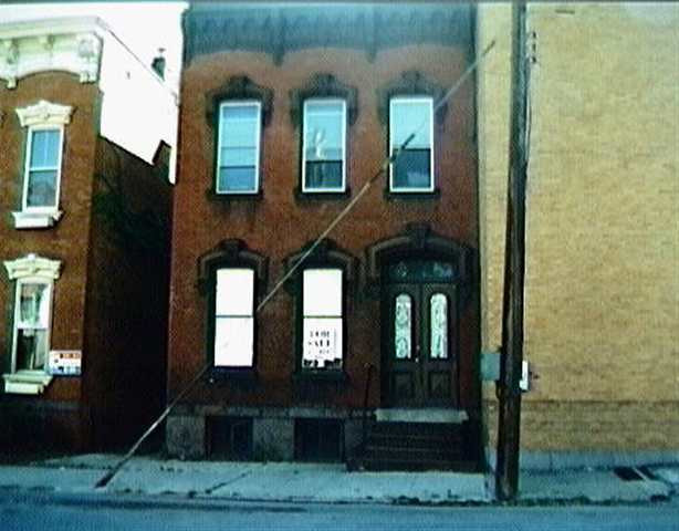 10 White St