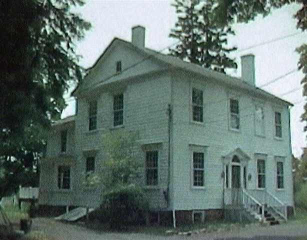 7 Sylvester St