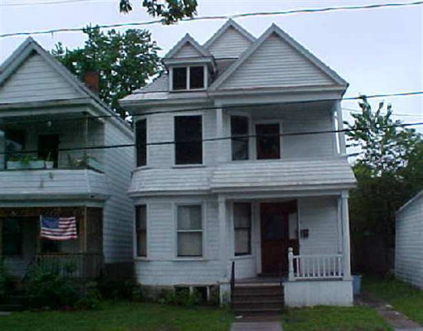 106 Porter St