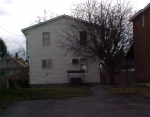 1321 Pleasant St