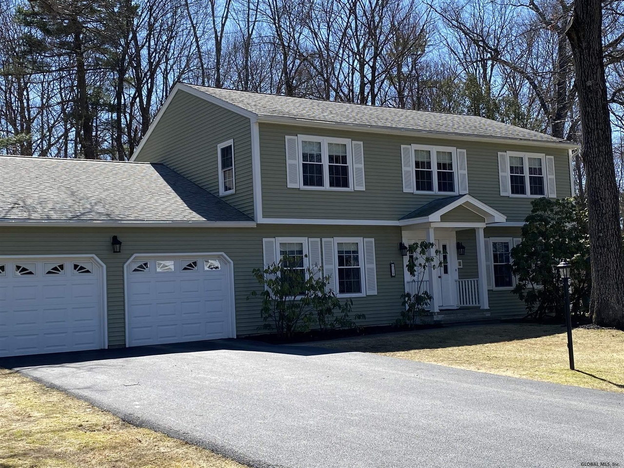 19 Oakwood Dr, Queensbury, NY 12804 MLS 202114945 Redfin