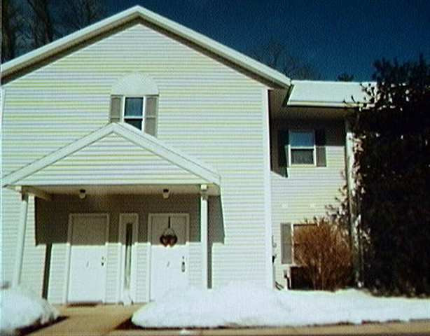1302 Greenwich Dr